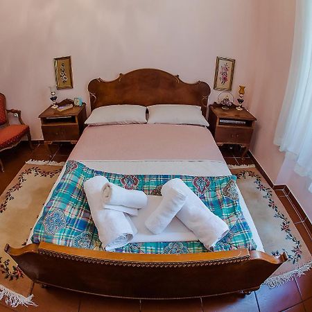 Athens Quinta Hostel Екстериор снимка